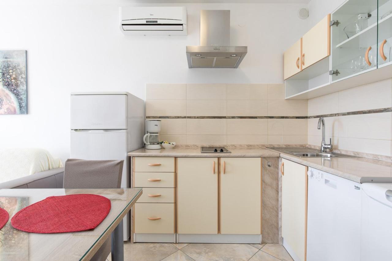 Apartmani Alma Punat Exterior foto