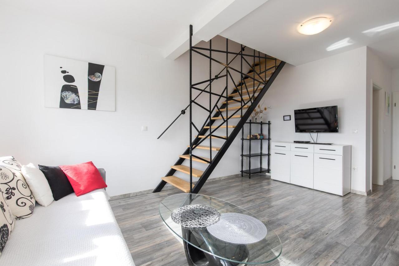 Apartmani Alma Punat Exterior foto