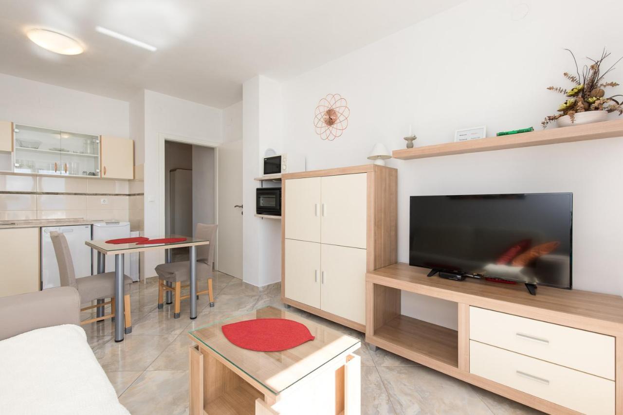 Apartmani Alma Punat Exterior foto